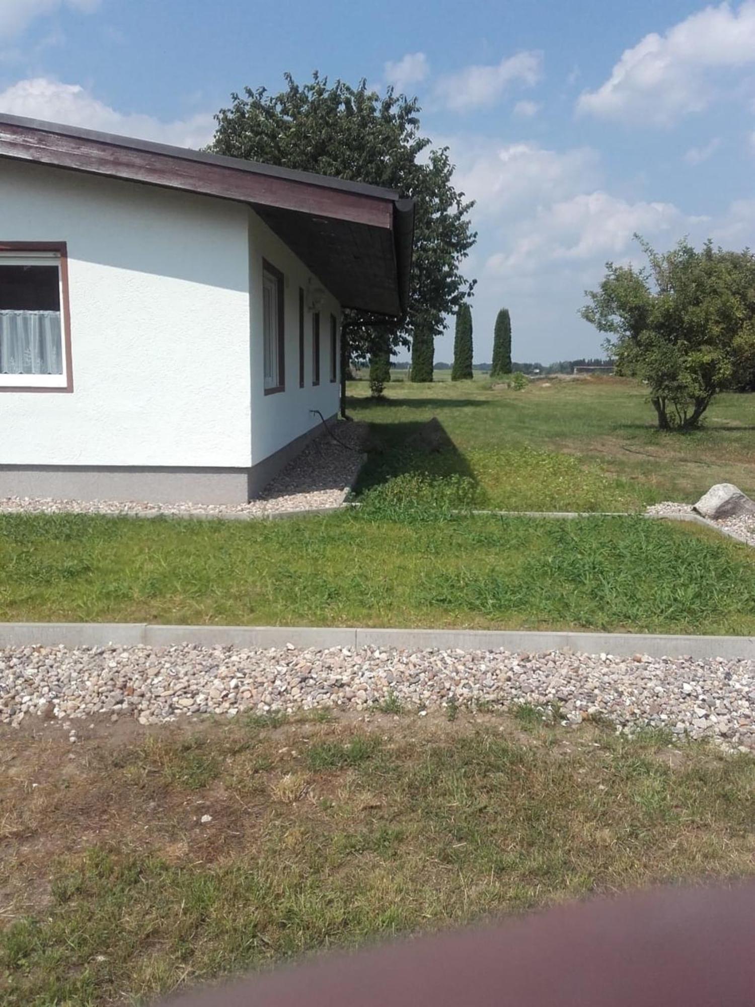 Behaglicher Bungalow Fuer Mensch Und Hund Barkhagen Kültér fotó