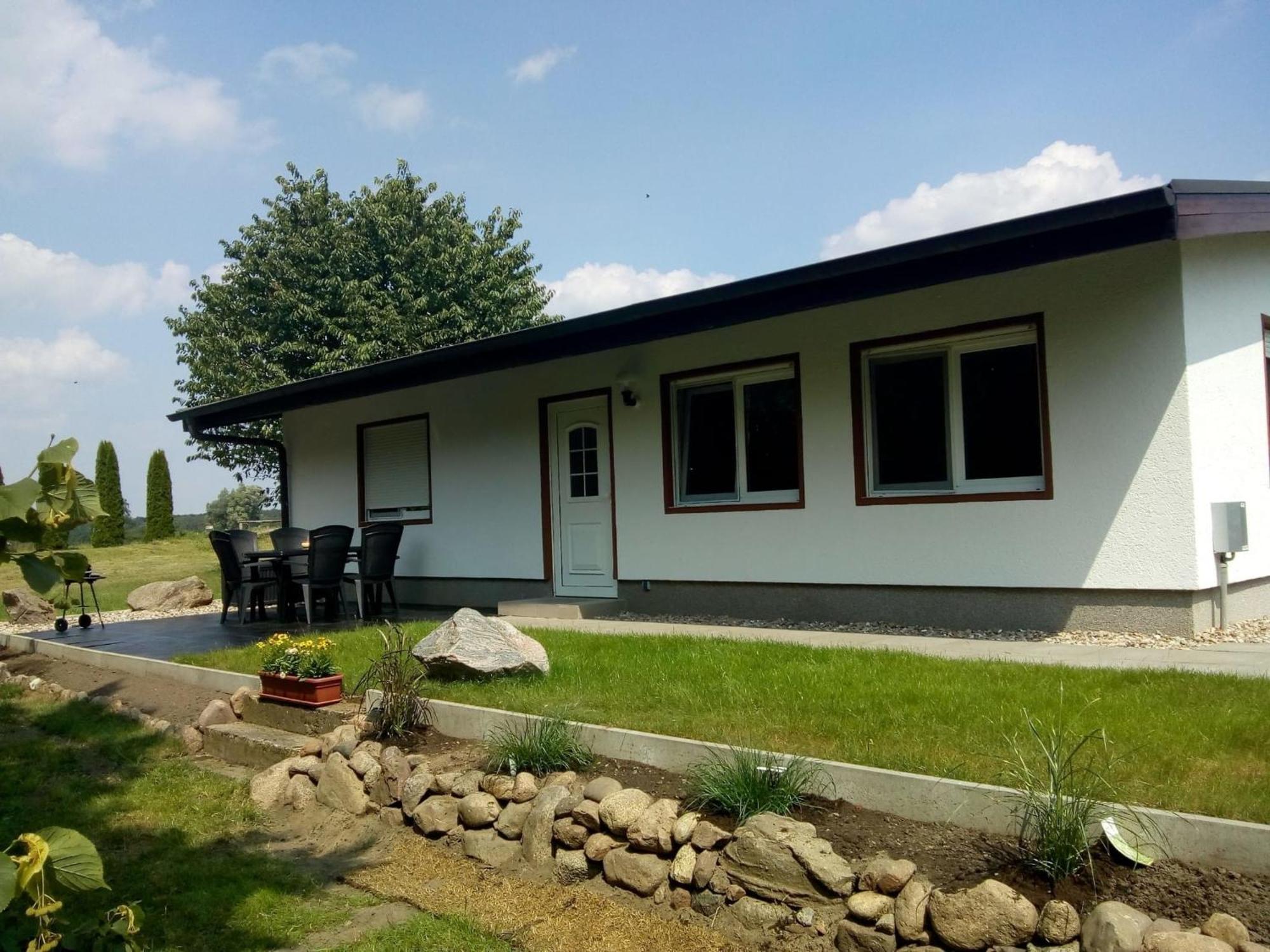 Behaglicher Bungalow Fuer Mensch Und Hund Barkhagen Kültér fotó