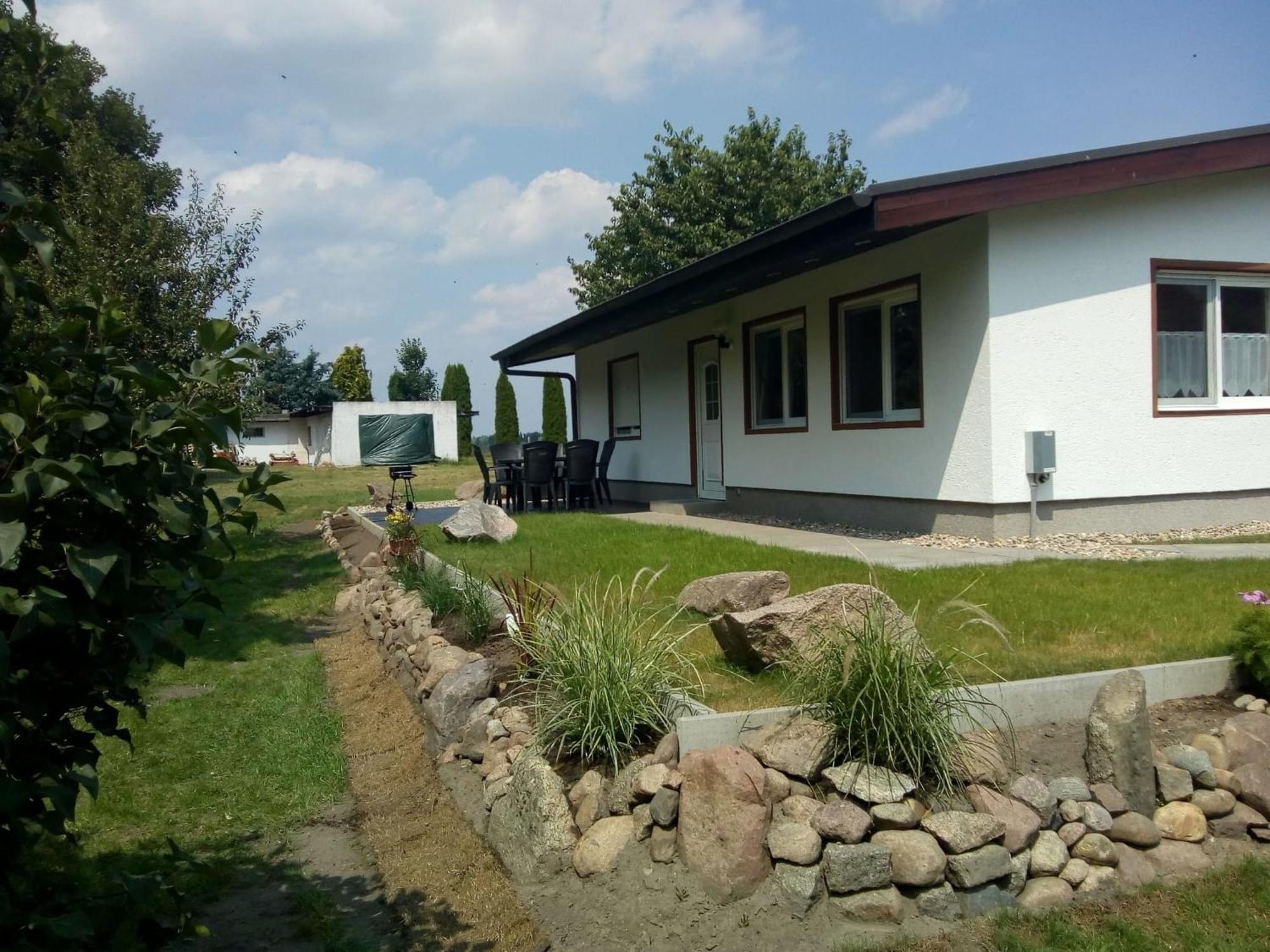 Behaglicher Bungalow Fuer Mensch Und Hund Barkhagen Kültér fotó