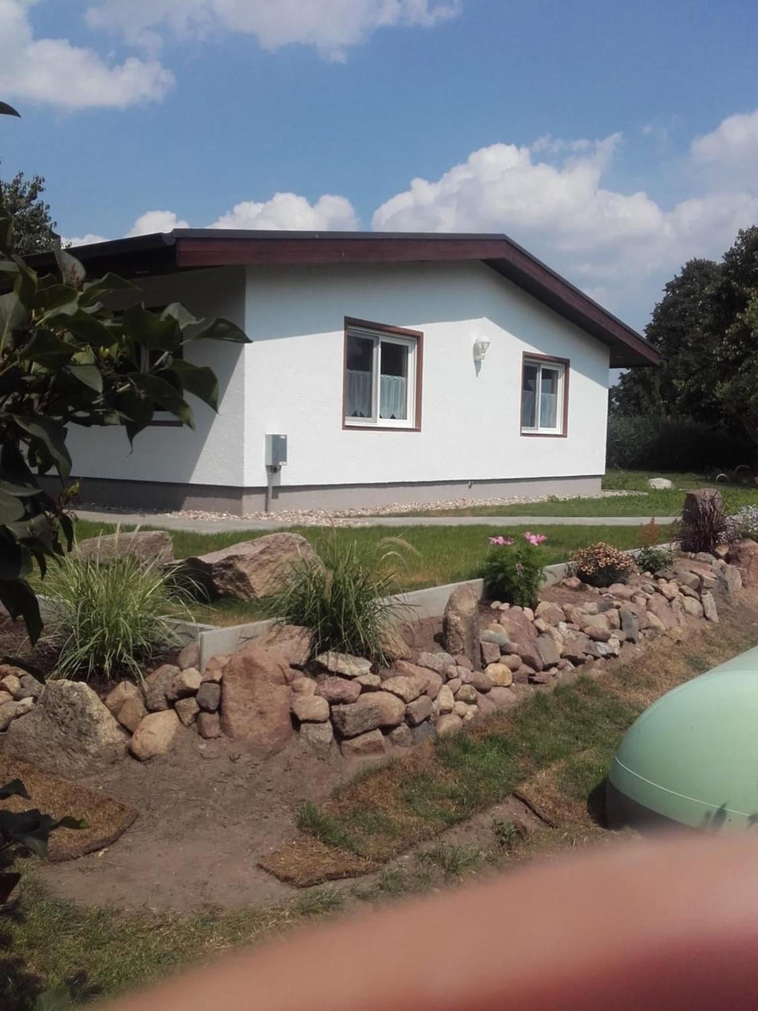 Behaglicher Bungalow Fuer Mensch Und Hund Barkhagen Kültér fotó