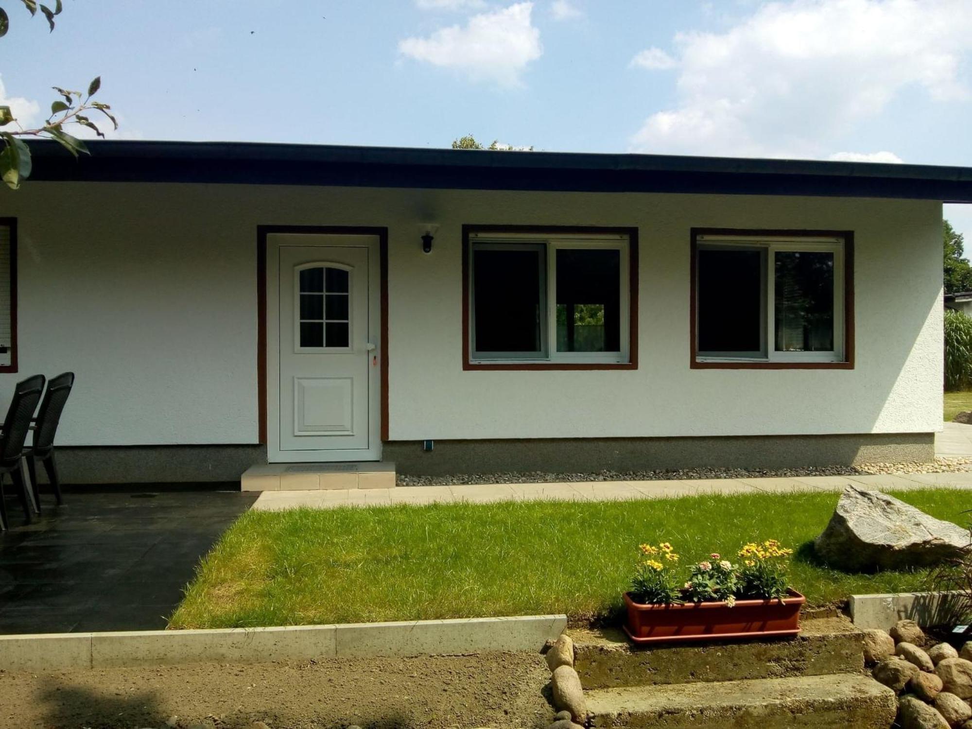Behaglicher Bungalow Fuer Mensch Und Hund Barkhagen Kültér fotó